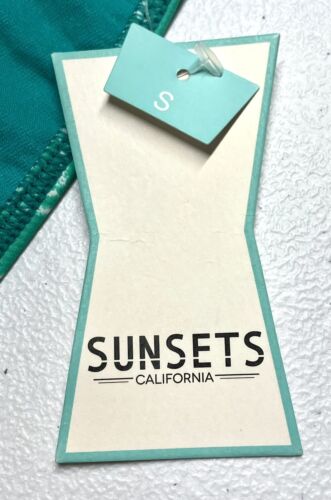 Sunsets Women's Swimwear Bottom Size Small NWT