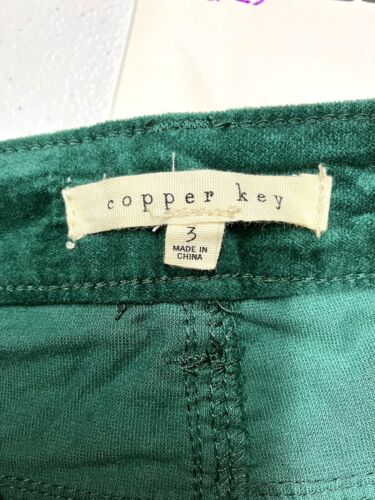 Copper Key Women’s Green Pants Size 3 NWT