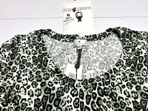 Socialite Women’s Short Sleeve Shirt Size Small NWT