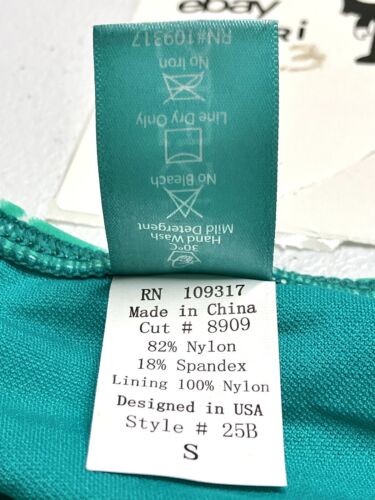 Sunsets Women's Green Swimwear Bottom Size Small NWT