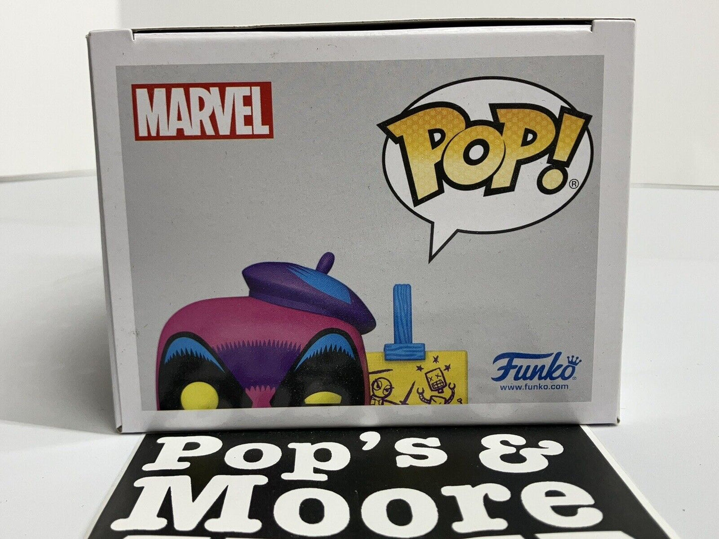 Funko Pop! Deadpool: Artist Deadpool 887 Exclusive Figure With Proctector